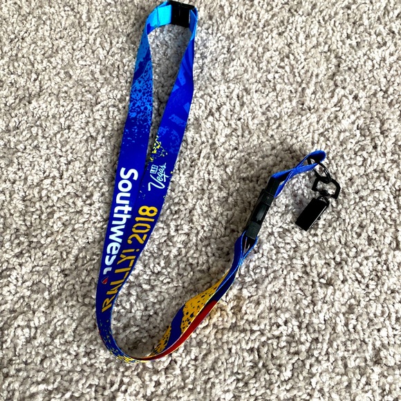COPY - Southwest Airlines Lanyard - Picture 1 of 5